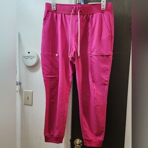 Fabletics Jogger Scrub Pants In Hibiscus Pink
